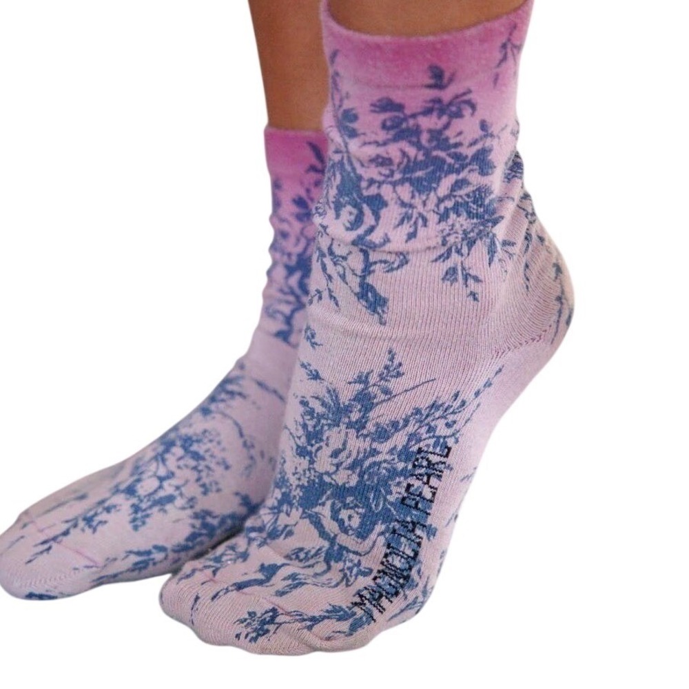 Magnolia Pearl Floral Cherub Toile Print Pink Crew Socks Pink Blue NWT